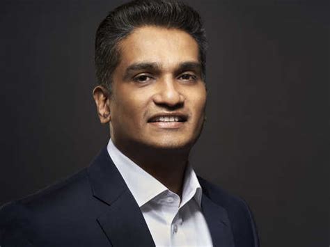 JLL India news: JLL India CEO pairs a formal shirt with a tie for Zoom ...