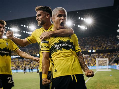 Resumen, goles y mejores videos de Columbus Crew vs. LAFC :: Olé USA