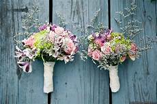Flowers Diy Wedding by Do It Yourself Barn Wedding In Vermont Using Wholesale Flowers Flowers Diy Wedding