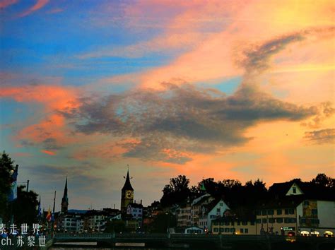 著名的FraumunsterGrossmunster和Vasserkirche教堂沿Limmat河日出时在瑞士最大城市苏黎世老的高清图片下载 ...