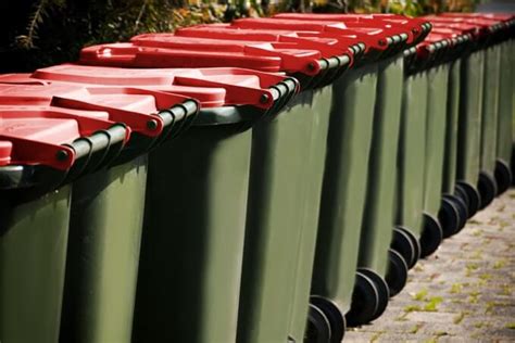 Commercial Waste Material 的图像结果