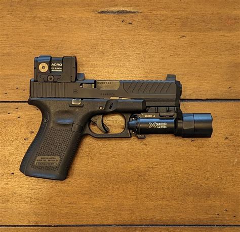 G19 Gen 5, Aimpoint ARCO P2, Maple Leaf Duty Cut, Surefire X300U-A : r ...