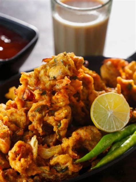 5 Tips to make crispy pakoras this monsoon