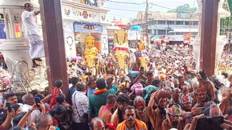 Traditional Petta Thullal held amidst sea of devotees - KERALA ...