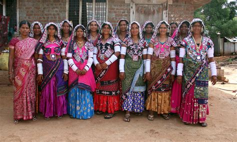 Dress Tribe: Find Your Perfect Style Tribe