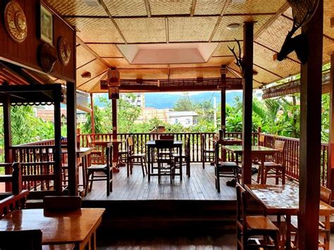 TEAK WOOD HOTEL (Nyaungshwe) - Guesthouse Reviews, Photos, Rate ...