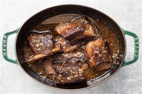 The Perfect Oven-Baked Short Ribs Recipe - Tender and Fall-Off-The-Bone ...