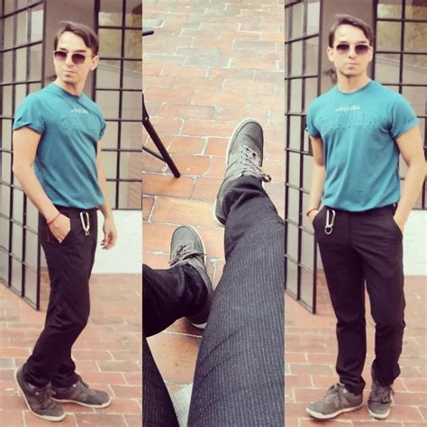 What Matches With Gray Shoes