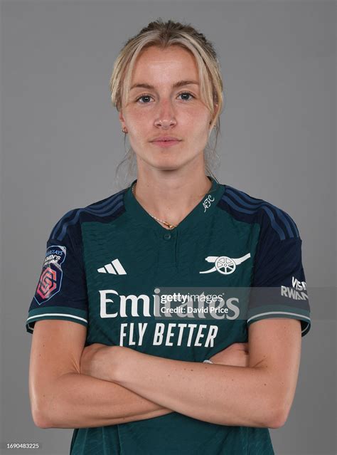 The gorgeous Leah : r/LeahWilliamson