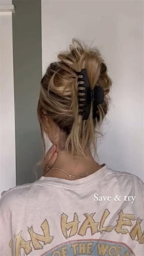 Messy Bun With Hair Clip Tutorial at Holly Standley blog
