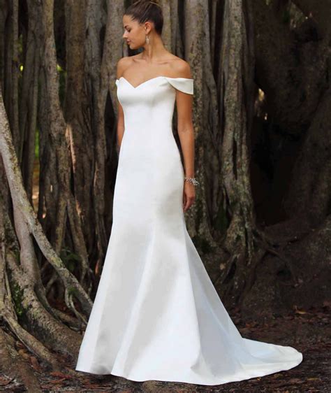 Robert Bullock, Raleigh Wedding Dress Save 62% - Stillwhite