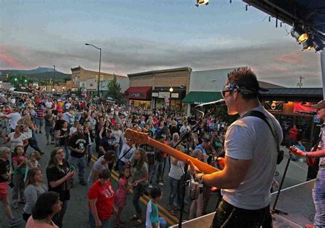 Local Events Friday 的图像结果