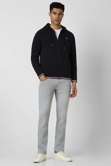 Buy Men Black Solid Hooded Neck Sweatshirt Online - 39732969 | Van Heusen