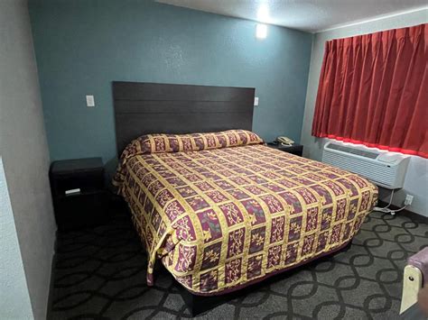 Super 7 Inn, Motel in Memphis Tennessee - Book Online