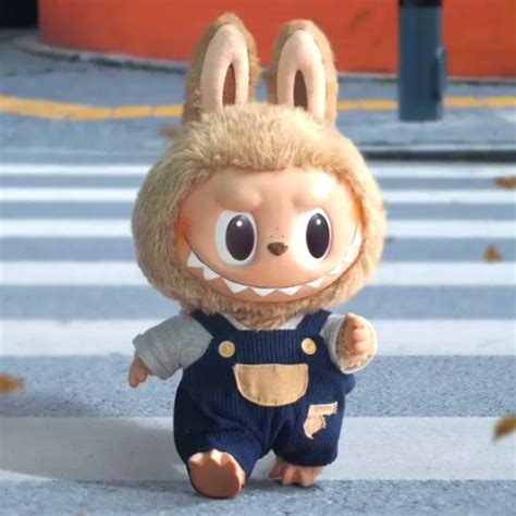 Labubu Doll: क्या सच में लाती है बुरी किस्मत, आखिर क्यों डर रहे हैं लोग?
