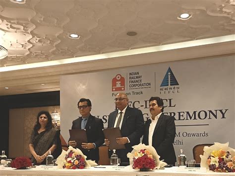 IRFC- IIFCL signs MoU for development of Railways & other Infra Projects