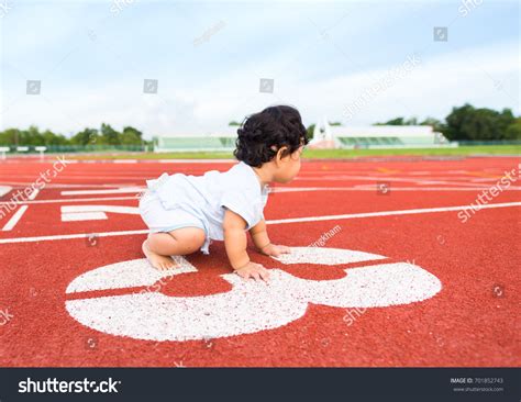 1,838 Crawl Tracks Images, Stock Photos & Vectors | Shutterstock