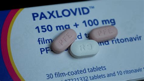 F.D.A. Advisers Endorse Paxlovid’s Benefits as a Covid Treatment - The New York Times