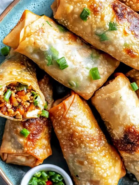 Irresistible Veggie Egg Roll Recipe