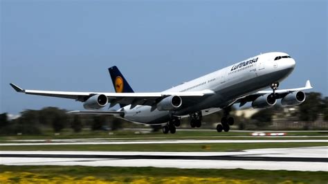 Lufthansa Airbus A343 Test Flight @ Malta int. MLA - YouTube