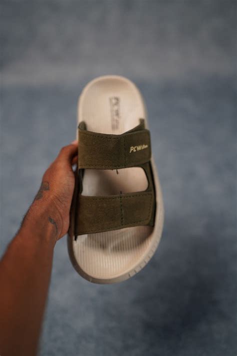 Slipper | 7 Man