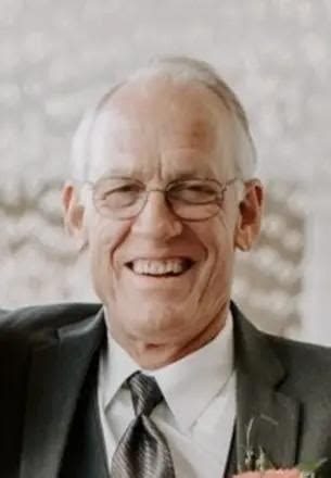 Bruce Hedbloom Obituary (2025) - Oneida, IL - Hurd-Hendricks Funeral ...