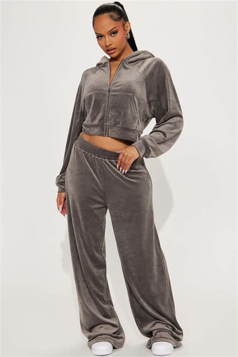 Women's Velour Tracksuits | Fashion Nova