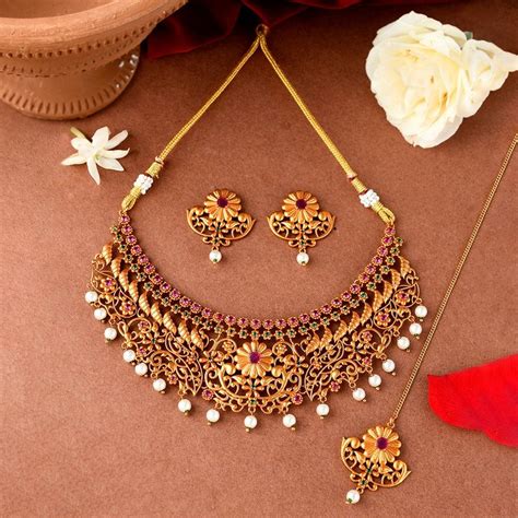 Buy Voylla Bela Floral Pearl Adorned Necklace Set Online