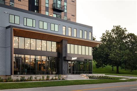 University of Iowa Student Apartment Gallery | Replay Iowa City