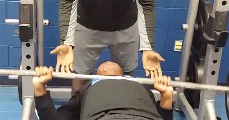 Guy Farts Weightlifting Friends Can't Stop Laughing