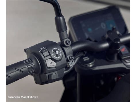 New 2025 Honda CB750 Hornet Matte Pearl White | Motorcycles in Johnson ...