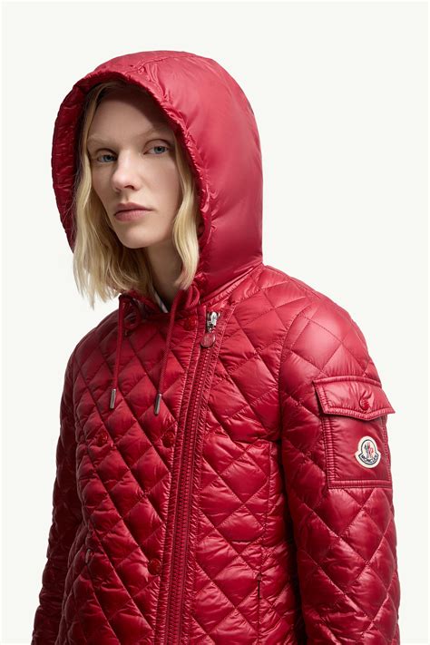Red Corbelin Diamond-Quilted Hooded Short Down Jacket - Short Down ...