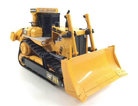 Lot - New Bright RC Cat D10N Bulldozer