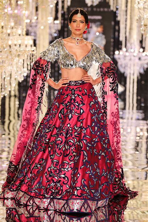 Burgundy Silk Taffeta Lehenga – Suneet Varma