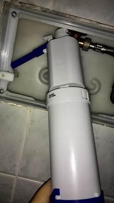 cassetta geberit perde cassetta geberit perdita acqua nel wc scarico wc cassetta geberit perde cassetta geberit perdita acqua nel wc scarico wc