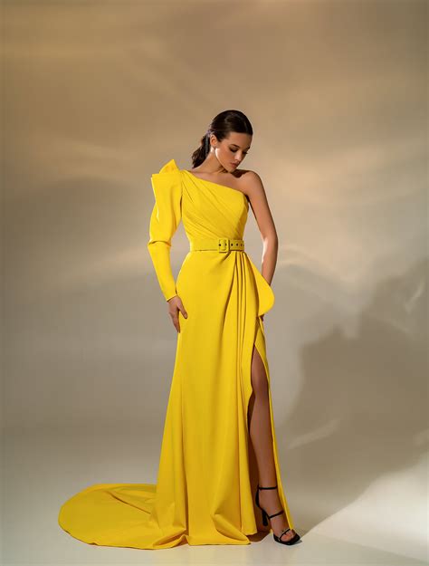Black And Yellow Dress Code at Lois Toussaint blog