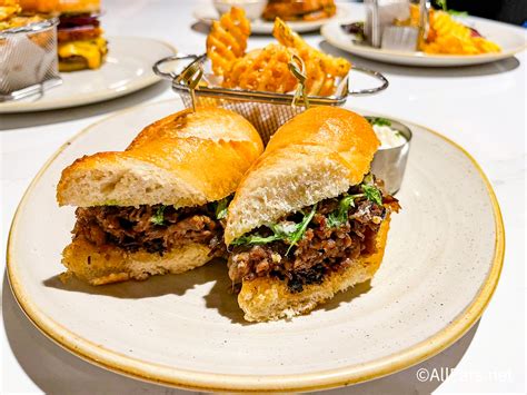 FIRST LOOK Inside Steakhouse 71 at Disney's Contemporary Resort ...