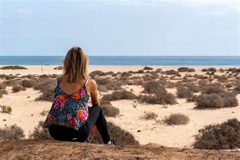 What to wear in Spain in October - Wear When What Why - how hot is spain in april