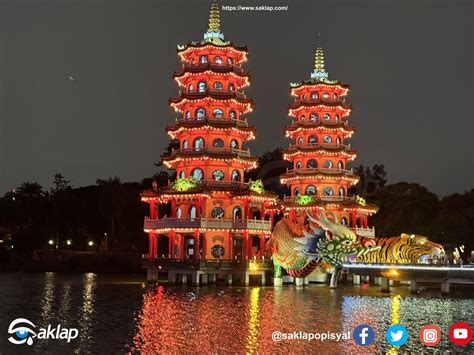 Dragon and Tiger Pagodas in Kaohsiung, Taiwan