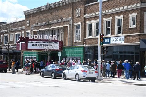 Downer Theater Reopens To Big Crowd » Urban Milwaukee