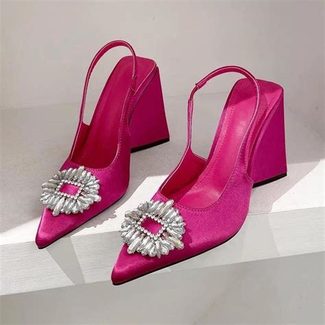 Gisel Chunky Heels – Label Frenesi Fashion