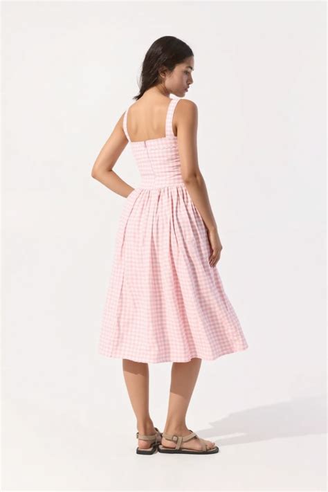 Anisia strawberry gingham midi sundress – OUTCAST