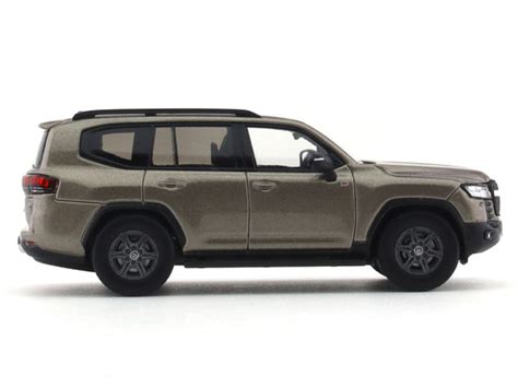 Toyota Land Cruiser LC300 GR gold 1:64 LCD Models diecast scale model ...