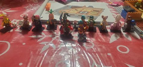 10 out of 12 first pull not bad. fabled space man is really cool : r/lego