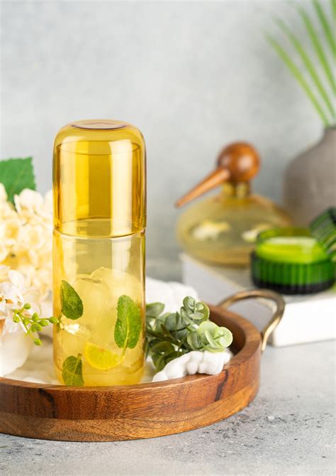 Juliette Carafe Yellow | Borosilicate Glass Water Carafe | Glass Forest