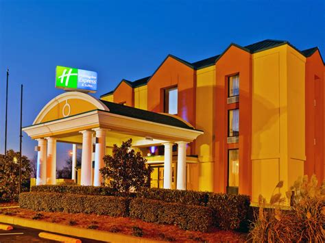 Holiday Inn Express & Suites Nashville-I-40&I-24(Spence Ln) Hotel by IHG