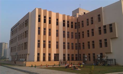 Biophilic Design | Basics Architects | Shriram Millennium School