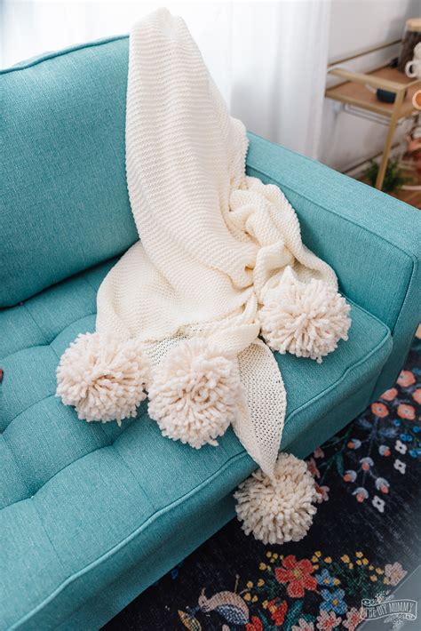 Pink knitted on sale throw ikea