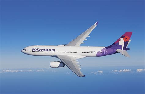 Hawaiian Airlines flight diverted after lightning strikes plane with ...