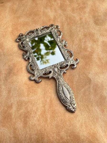 Square Hand Mirror – Barn 14